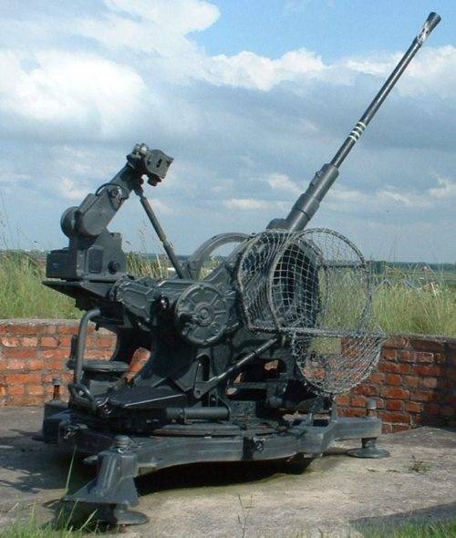Малокалиберная зенитная артиллерия советских линкоров. 70-К